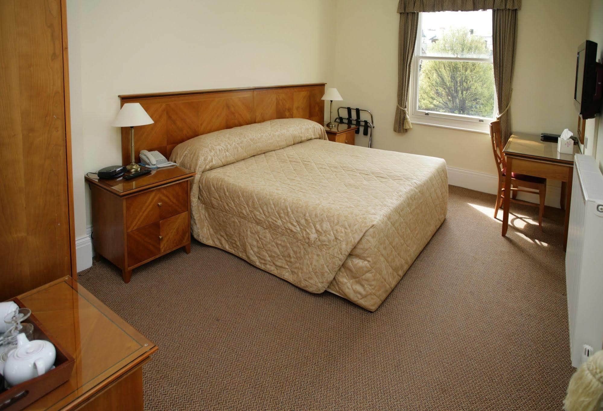 Devonshire Park Hotel Eastbourne Zewnętrze zdjęcie
