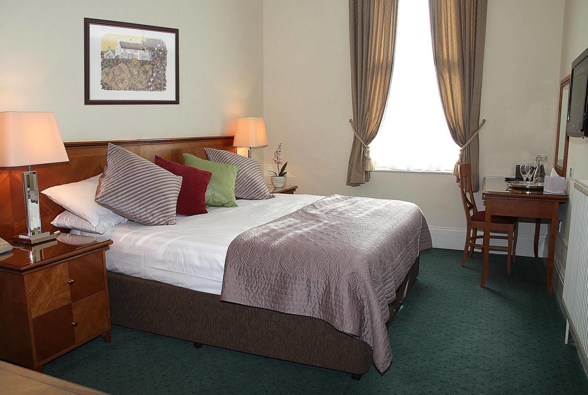 Devonshire Park Hotel Eastbourne Zewnętrze zdjęcie